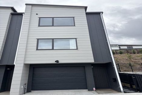 Photo of property in 32 Tukari Lane, Mangere Bridge, Auckland, 2022