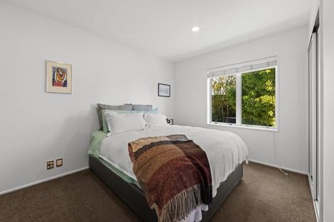Photo of property in 35b Holly Road, St Albans, Christchurch, 8014