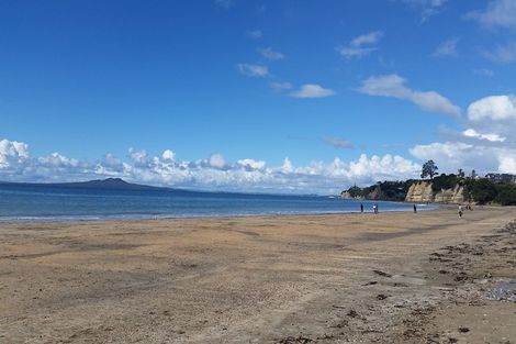 Photo of property in Norfolk Apartments, 206/19 Bute Road, Browns Bay, Auckland, 0630