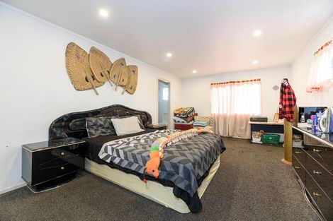 Photo of property in 15 Rothery Road, Hillpark, Auckland, 2102