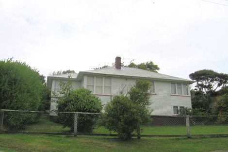 Photo of property in 6 Tremewan Street, Tawa, Wellington, 5028