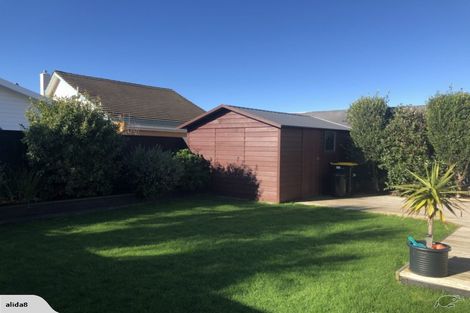 Photo of property in 10 Palm Avenue, Lyall Bay, Wellington, 6022