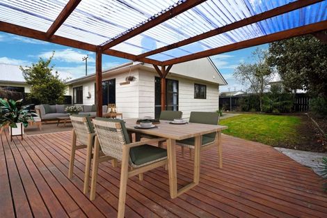 Photo of property in 2 Waimea West Road, Brightwater, 7022