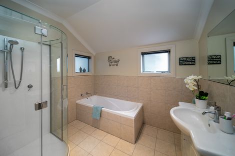 Photo of property in 60 Gilligans Gully Road, Alexandra, 9320