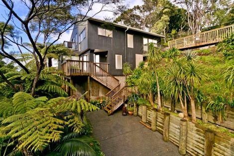 Photo of property in 84 Ayton Drive, Totara Vale, Auckland, 0629