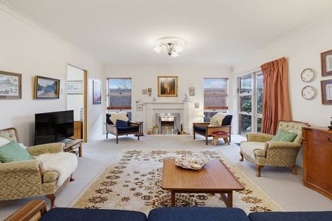 Photo of property in 219 Victoria Avenue, Hokowhitu, Palmerston North, 4410