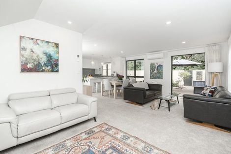 Photo of property in 2/104 Grantham Street, Hamilton Central, Hamilton, 3204