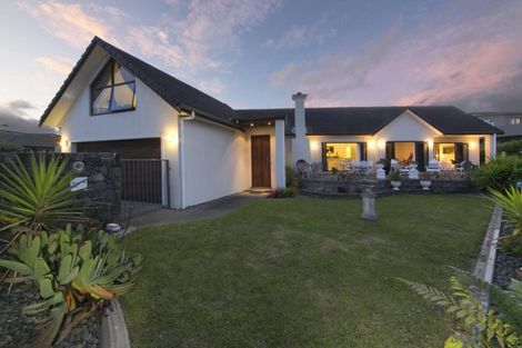 Photo of property in 37 Starlight Cove, Hobsonville, Auckland, 0618