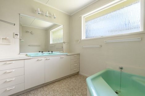 Photo of property in 10 Matua Road, Matua, Tauranga, 3110