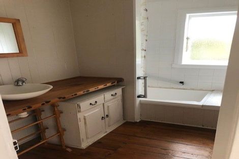 Photo of property in 159f Portsmouth Road, Bombay, 2675