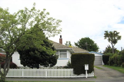 Photo of property in 35 Heath Street, Burnside, Christchurch, 8053