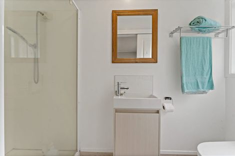 Photo of property in 41c Titirangi Road, New Lynn, Auckland, 0600