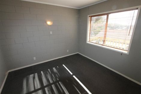 Photo of property in 1a Dolbear Street, Titirangi, Auckland, 0604