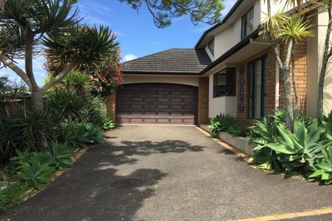 Photo of property in 1/9 Leicester Parade, Somerville, Auckland, 2014