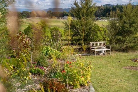 Photo of property in 500 Kinloch Road, Kinloch, Taupo, 3377