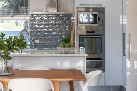 Photo of property in 203 Knowles Street, St Albans, Christchurch, 8052