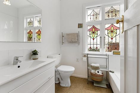 Photo of property in 9 Richmond Avenue, Karori, Wellington, 6012