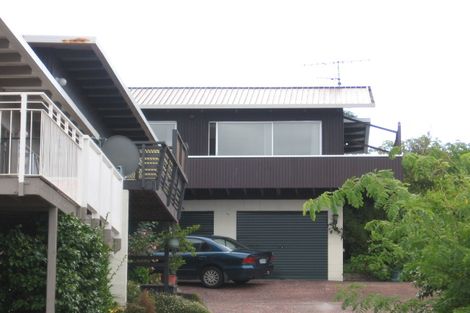 Photo of property in 2/5 Marama Street, Castor Bay, Auckland, 0620