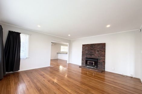 Photo of property in 25 Kereru Street, Henderson, Auckland, 0612