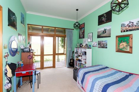 Photo of property in 814 Ruatangata Road, Whangaehu, Whanganui, 4581