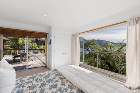 Photo of property in 2045 Queen Charlotte Drive, Ngakuta Bay, Picton, 7281
