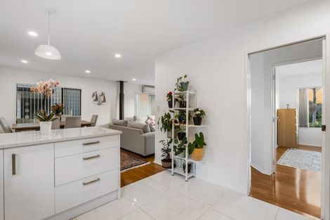 Photo of property in 88b West Harbour Drive, West Harbour, Auckland, 0618