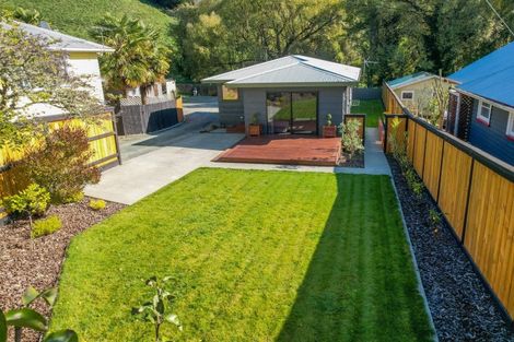 Photo of property in 2/102 Emano Street, Toi Toi, Nelson, 7010