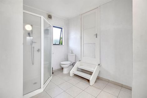 Photo of property in 7 Kaweka Street, New Lynn, Auckland, 0600