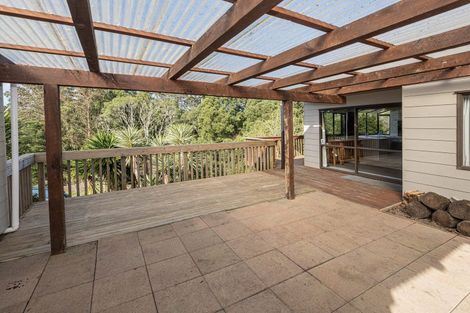 Photo of property in 307 Whananaki North Road, Opuawhanga, Hikurangi, 0181