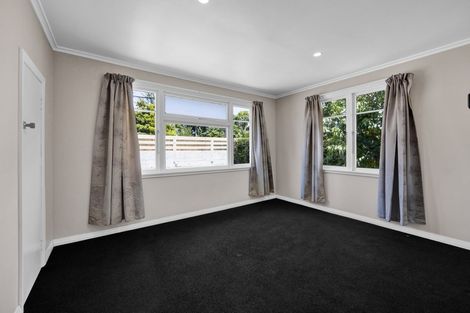 Photo of property in 1/9 Tarahua Road, Vogeltown, New Plymouth, 4310