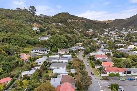 Photo of property in 21 Chamberlain Road, Karori, Wellington, 6012