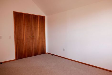 Photo of property in 10 Edgewater Street, Waikanae, 5036