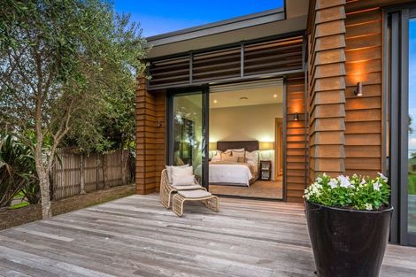 Photo of property in 21 Hampton Mews, Snells Beach, 0920