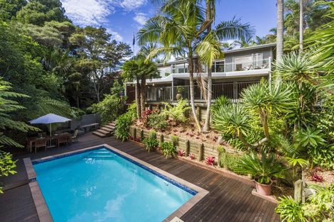 Photo of property in 20 Mcdowell Crescent, Hillcrest, Auckland, 0627