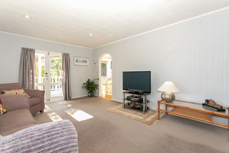 Photo of property in 1a Gloucester Street, Silverstream, Upper Hutt, 5019