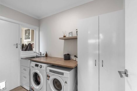 Photo of property in 30 Durham Street, Tapanui, 9522