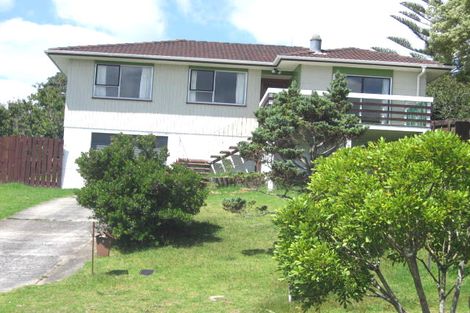 Photo of property in 5 Spinella Drive, Bayview, Auckland, 0629