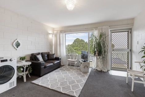 Photo of property in 3n Mountain Road, Mount Wellington, Auckland, 1060
