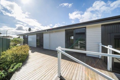 Photo of property in 25 Motu-au Close, Manapouri, 9679