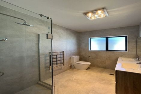 Photo of property in 5/11 Rengarenga Rise, Fairview Heights, Auckland, 0632