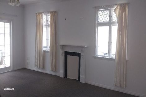 Photo of property in 22 Riddlers Crescent, Petone, Lower Hutt, 5012