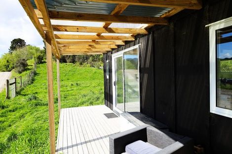 Photo of property in 33 Ratadale Road, Reikorangi, Waikanae, 5391