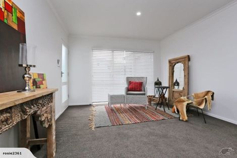 Photo of property in 2/508 Avenue Road East, Hastings, 4122
