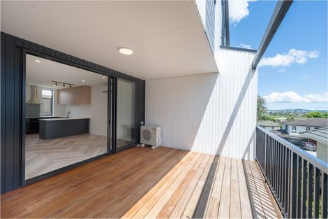 Photo of property in 1/8 Bennett Road, Pakuranga, Auckland, 2010