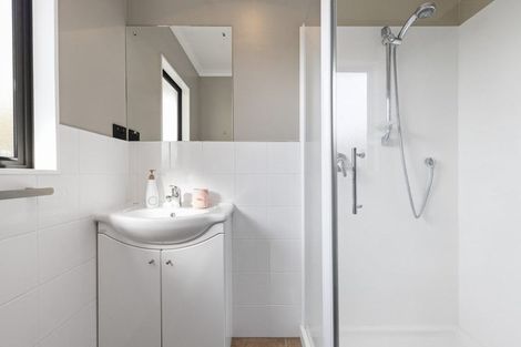 Photo of property in 14 Cathcart Close, Pukekohe, 2120