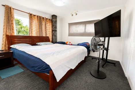Photo of property in 1/15 Roseberry Avenue, Birkenhead, Auckland, 0626