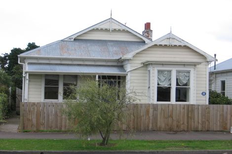 Photo of property in 40 Waldegrave Street, Palmerston North, 4410