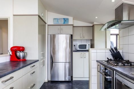 Photo of property in 60 Fidelis Avenue, Snells Beach, 0920