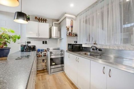 Photo of property in 29k Springs Road, Parakai, 0830