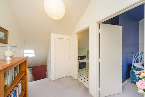 Photo of property in 24 Ranfurly Street, Hokowhitu, Palmerston North, 4410